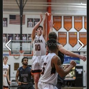 Meet your Posher, Max